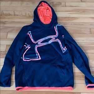 ❄️ Girl’s Under Armour hoodie